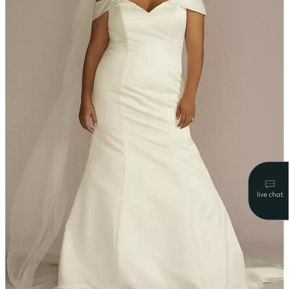 David's Bridal Elegant Cream Wedding Dress - Picture 5 of 7